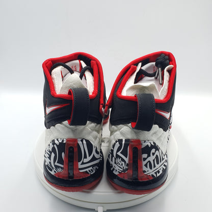 Nike LeBron 17 Graffiti